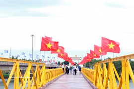 七月份贤良—滨海历史遗迹迎来大量游客