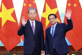 越南政府总理范明政会见中国全国人大常委会委员长赵乐际