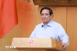 越南政府总理范明政主持召开7月份政府例行会议