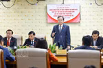 国会主席陈青敏出席国会常务委员会向《人民代表报》颁发奖状的仪式。图自越通社