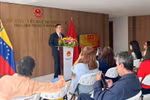 此次活动吸引了委内瑞拉主要新闻机构的众多编辑员和记者参与。图自越通社