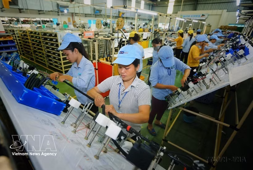 位于富寿省的越南Minda自动零件优先责任公司的生产活动。图自越通社