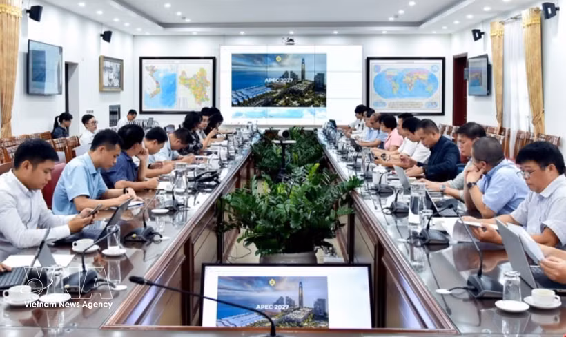 2027年APEC领导人会议周国际媒体中心建设协调工作审议会议。图自越通社