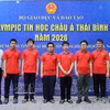 6名越南学生均在2026年亚太信息学奥林匹克竞赛中夺得奖牌（红衣）。图自越通社