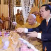 越南国家主席武文赏在胡志明市向佛教信徒致以佛诞节祝福