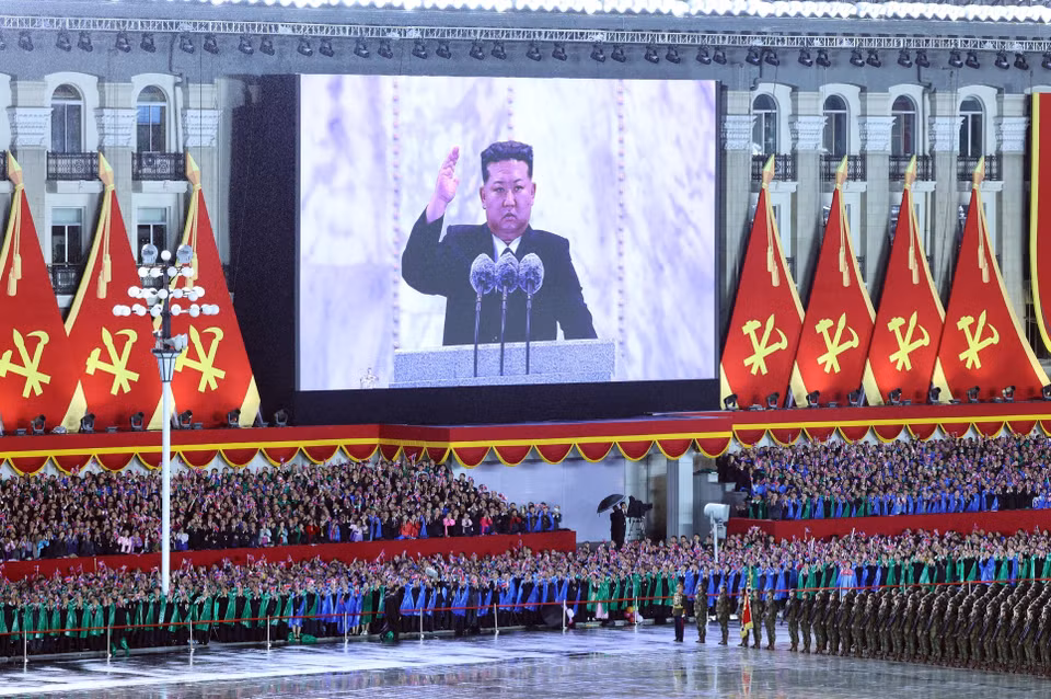 朝鲜劳动党总书记、国务委员长金正恩主持庆典。图自越通社