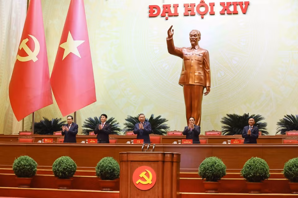 越南党何国家主要领导主持越南共产党第十四次全国代表大会预备会议。图自越通社