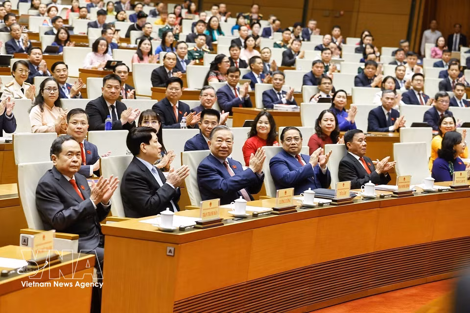 第十六届国会第一次会议于2026年4月6日上午在首都河内国会大厦隆重开幕。图自越通社