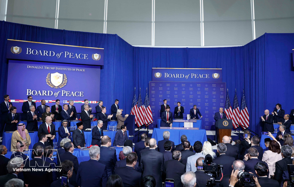 当地时间2026年2月19日上午（河内时间当晚），加沙和平委员会开幕会议在美国首都华盛顿举行。图自越通社