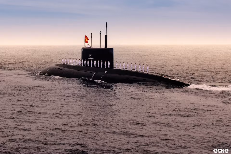 海上武装力量的海上阅兵活动令人印象深刻。图片来源：海军军种