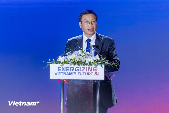 越南科学技术部副部长黎春定在活动上发表讲话。图自越通社 qualcomm-vietnam-1-2.jpg