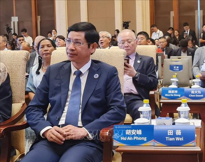 越南文化、体育与旅游部副部长胡安丰。图自越通社 doi-thoai-2.jpg