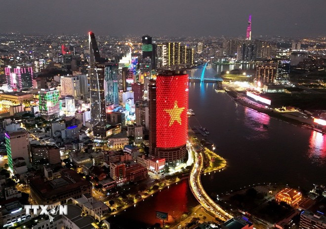 胡志明市的一角。图自越通社 1610-du-lich-thanh-pho-ho-chi-minh.jpg