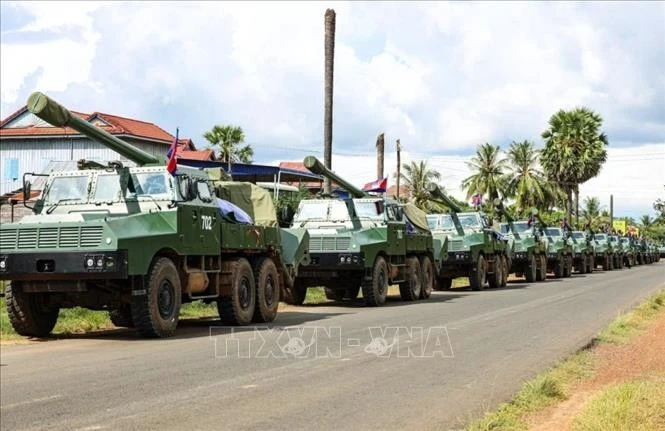 柬埔寨与泰国启动重武器第二波撤离行动。图自越通社