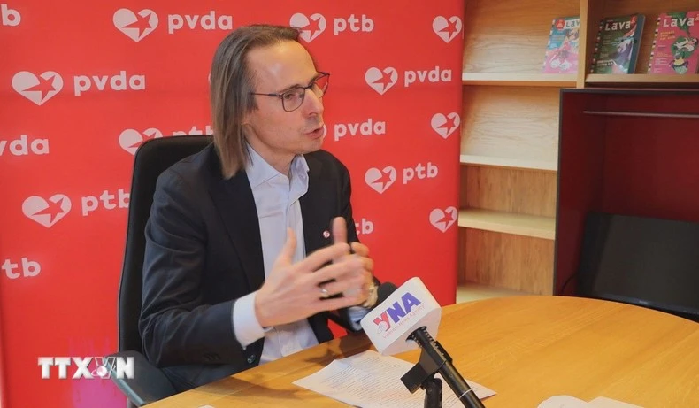 比利时工人党（PTB）副总书记本杰明·佩斯蒂厄。图自越通社