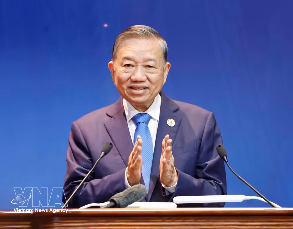 vnanet-potal-khai-mac-trong-the-dai-hoi-xiv-cong-doan-viet-nam-8804246.jpg