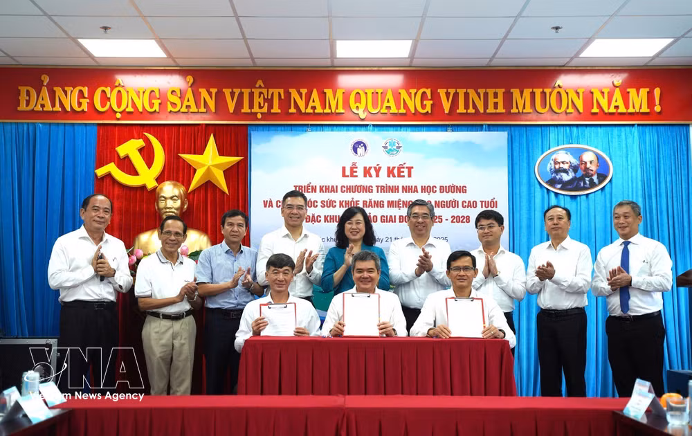 vnanet-potal-mo-hinh-luan-phien-bac-si-ra-con-dao-phat-huy-hieu-qua-tich-cuc-8287916.jpg