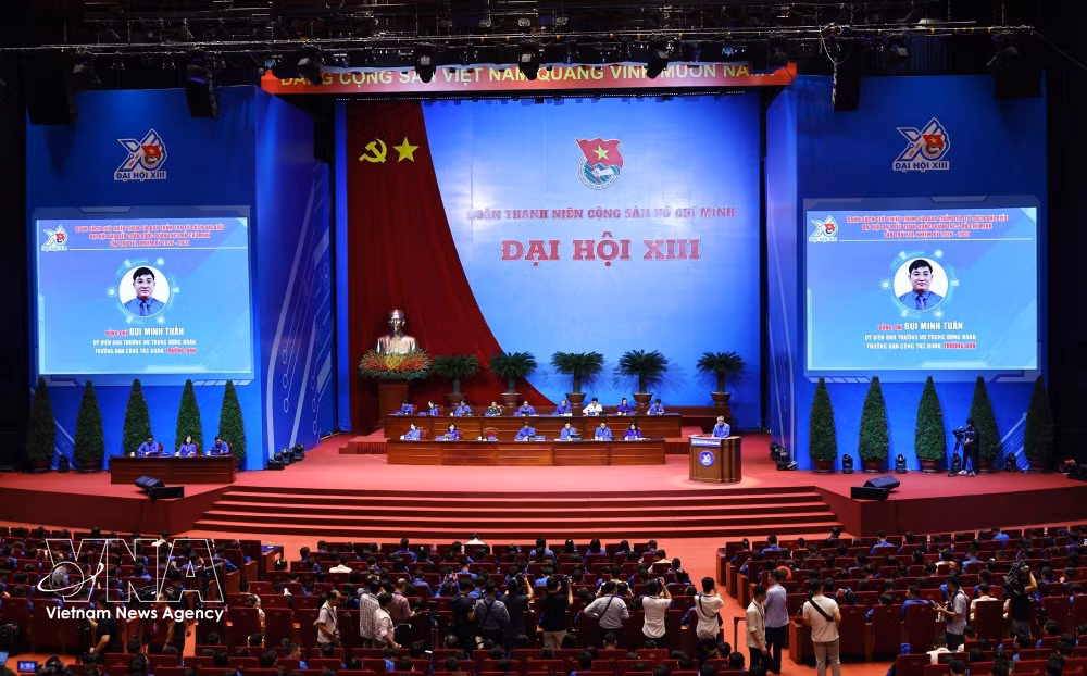 vnanet-potal-phien-thu-nhat-dai-hoi-doan-toan-quoc-lan-thu-xiii-8844887.jpg