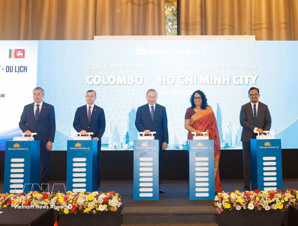 vnanet-potal-tong-bi-thu-chu-tich-nuoc-to-lam-thu-tuong-sri-lanka-harini-amarasuriya-du-dien-dan-doanh-nghiep-viet-nam-sri-lanka-8749514.jpg