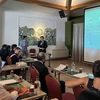 越南针灸学会常务副主席陈文清发表讲话。图自越通社
