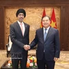 越共中央政治局委员、中央书记处书记、中央办公厅主任范嘉肃会见新加坡驻越大使拉杰帕尔·辛格。图自越通社