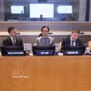 越南常驻联合国代表团团长杜雄越大使主持座谈会。图自越通社