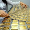 国家银行将与公安部和有关部门协调管理黄金市场。图自Vietnam+