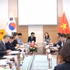 越南驻韩国商务处同韩国微型企业联合会联合举行合作协议签署仪式。图自越通社