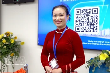 旅居拉马特甘越南公民阮氏翠。图自越通社