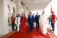 越南政府总理范明政偕夫人开始对科威特进行正式访问。图自越通社
