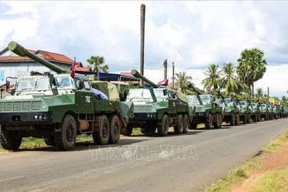 柬埔寨与泰国启动重武器第二波撤离行动。图自越通社