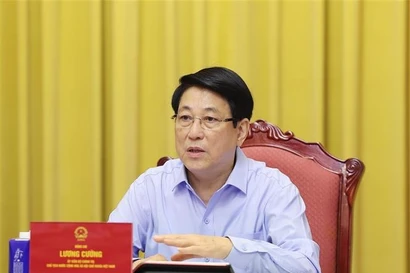 越南国家主席梁强在主席府主持召开工作会议。图自越通社