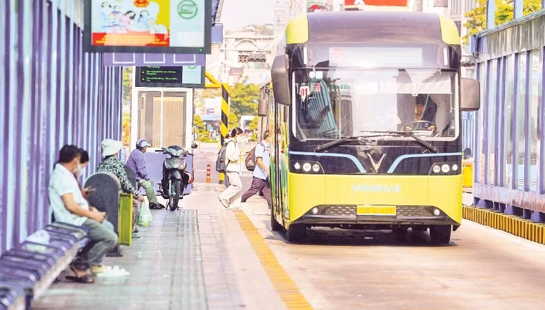 绿色转型是继续巩固胡志明市作为全国经济火车头地位的重要议题之一。图自nhandan.vn