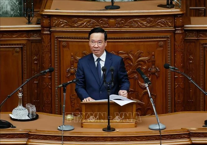 越南国家主席武文赏在日本国会发表演讲并会见日本国会领导人
