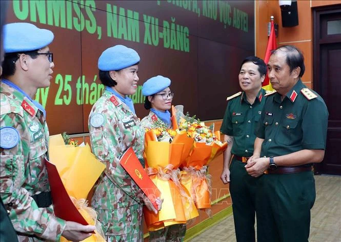 越南增派3名军官赴阿卜耶伊和南苏丹执行维和任务 | Vietnam+ (VietnamPlus)