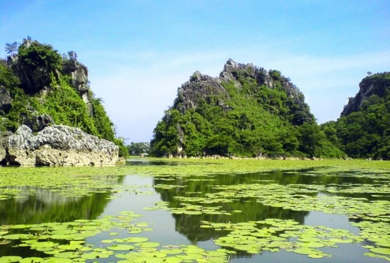 连接越南清化省与老挝华潘省的首条旅游线路正式亮相 | Vietnam+ (VietnamPlus)