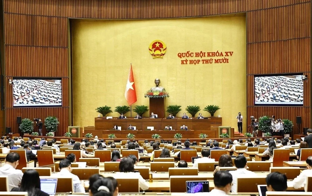 越南第十五届国会第十次会议现场。(图片来源:越通社)