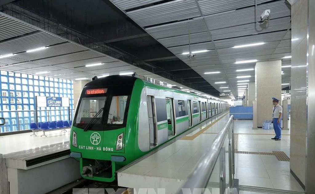 河内城市轨道。