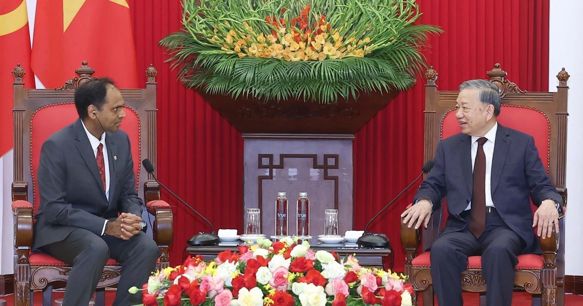 苏林总书记会见全球美满电子首席开发官Sandeep Bharathi。（图片来源：越通社）