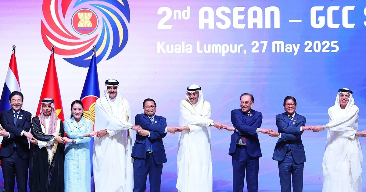 2025年5月27日，越南政府总理范明正与东盟及海湾阿拉伯国家合作委员会（GCC）领导人出席第二次东盟—GCC峰会。（图片来源：越通社）