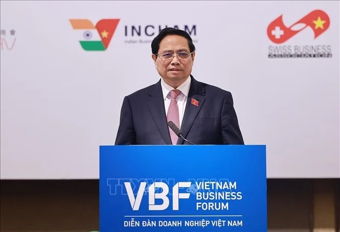 范明正总理在论坛上发表讲话。（图片来源：越通社）