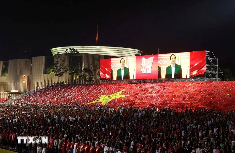 庆祝国庆80周年阅兵与游行国家级预演上的升旗仪式。（图片来源：越通社）