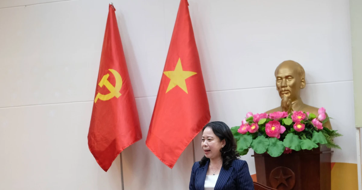 国家副主席武氏映春要求确保换届选举活动严肃举行