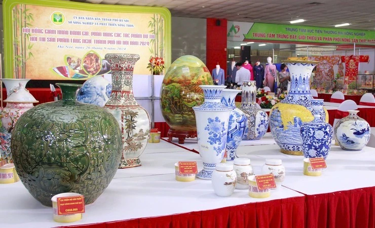 参加2024年手工艺村产品大赛的作品。（图片来源：hanoi.gov.vn）