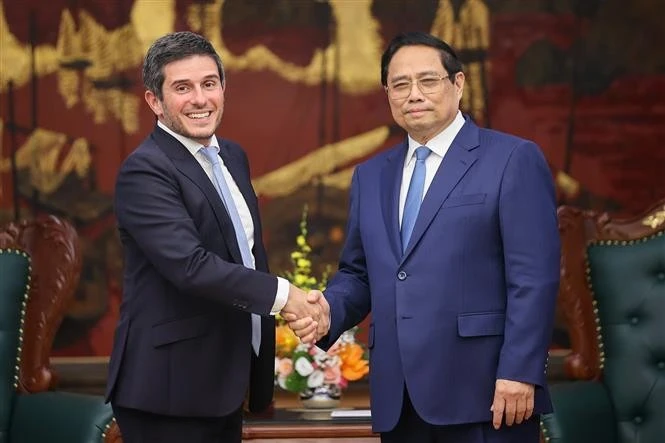 越南政府总理范明正会见富时罗素 (FTSE Russell) 股票和多元资产全球主管杰拉尔德·托勒达诺。
