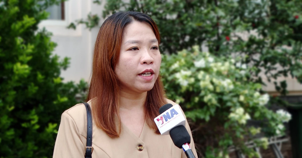 征求越共十四大文件草案意见：老挝越侨心系大会进程