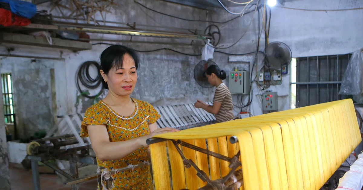宁平古质缫丝村振兴传统手工艺，打造文化旅游新亮点 | Vietnam+ (VietnamPlus)