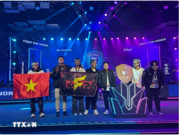 越南代表队在无畏契约官方季外赛APAC Predator League 2026《无畏契约（VALORANT）》项目中夺得冠军。