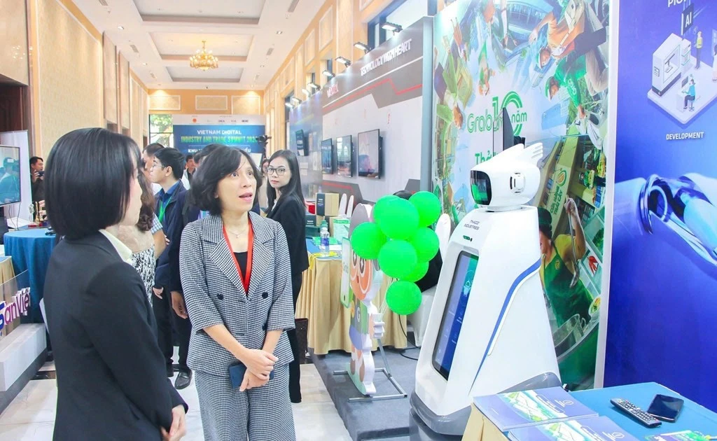 2025年越南电子商务与数字场。（图片来源：越通社）技术应用论坛现