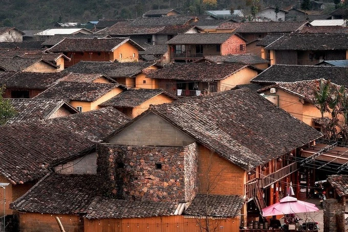 倮倮寨旅游文化村。（图片来源：越通社）